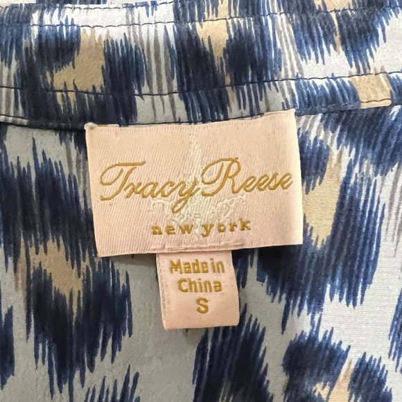 Tracy Reese Blue Leopard Print Long Sleeve Button Up Blouse w/Solid Knit Sleeves - Picture 4 of 6